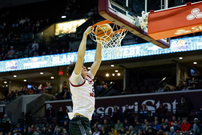 Bass Pro Tournament of Champions Missouri boys basketball dunk contest January 13 2024 Nate Latsch 25427